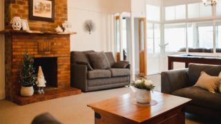 Riverfront Retreat - Sussex House Holiday Park - Sussex Inlet - 2