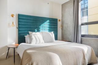 East Village 1br w spa media room nr stadium SAN-37 - San Diego - 2