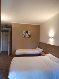 Auberge de la Tour -Appartements- - Valros - 9