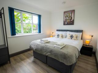 Hot Tub Contractor Hub Near Longcross - Brookwood - 2