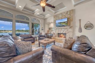 119 Christopher Concierge Services Available - Kingsland - 3