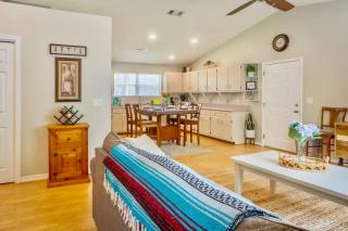 Life's a Breeze - 5min to Pcola Beach , Families - 2