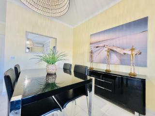 Lavanda - 2 Bedrooms - 3 Level Pool - Garden - Beach 1km - 7