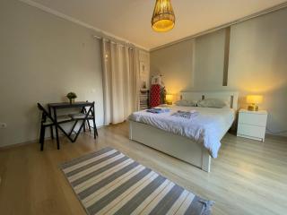 Apt w/ Balcony in center,5 mn walk to Istiklal - Istanbul - 0