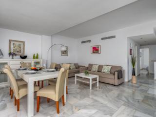 Apartment Puerto Marina-2 by Interhome - 1
