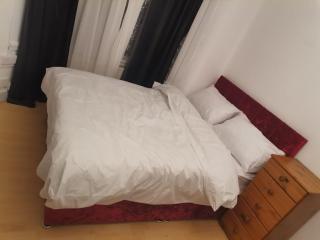 Single Room near London Seven Kings Train station - Londra - 4