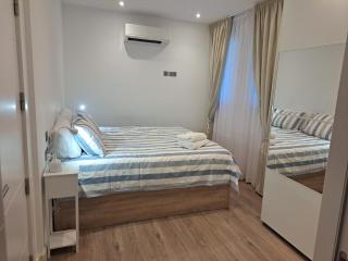 Main Street - 3 Bed Room - Family Friendly - 7