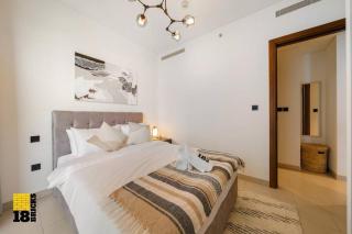 Sleek One Bed Sobha Vistas A1302 - Dubai - 2