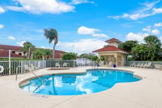 Private Golf Club Condo, Membership Available! - Naples - 9