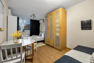 2Br Apt Metro Railwaystation - Varsavia - 3