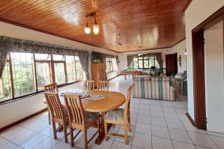 Lovely 3 Bedroom house near the beach. - Port Edward - 9