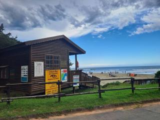 Lovely 3 Bedroom house near the beach. - Port Edward - 3