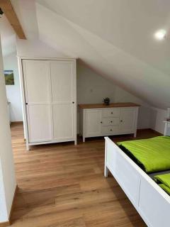 5-Zimmer-Maisonette Wohnung - - 6