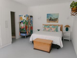 McLeod's & Stuart's Cottage - Somerset West - 9