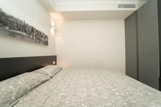 Apt 2 min from the Cathedral with private parking - 2