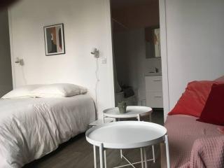 Studio calme au centre de Bordeaux - Bordéus - 2