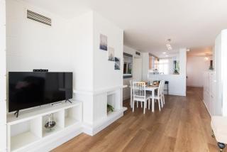 MAGIC OF THE OCEAN, front Line Beach in Playamar-Parking, Sea Views, Pool, tenis, paddle, wifi and Aircon - Torremolinos - 2