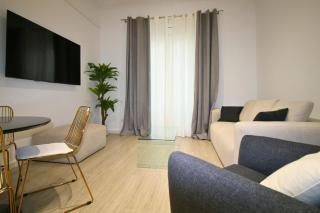 Stylish & New Poblenou Apartment with Jacuzzi, Sleeps 4, Rooms 2 - Barcelone - 2