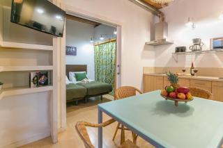 Charming & Well-Equipped Apartment Steps from Barceloneta Beach - 3