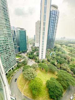 Avant Spacious Sanctuary with the best view in BGC - Manila - 3