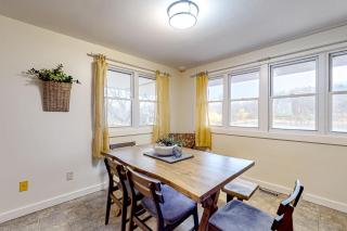 Falling Leaf Hideaway - 2