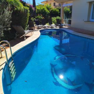 VILLA RIVIERA CON PISCINA PRIVADA JUNTO AL CAMPO DE GOLF - Mijas Costa - 9