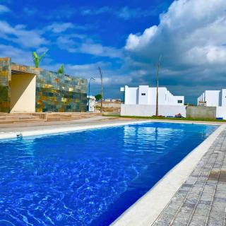 Casa Familiar a Pasos del Mar Playa y Felicidad - 9