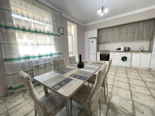 # 18 Стильная и современная квартира - 8