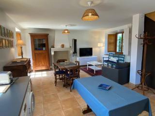 Maison confortable et calme, 2 chambres - - 6