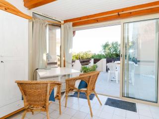 Appartement T3 avec terrasse, véranda et piscine, à 100m de la mer! Parking, animaux acceptés - FR-1-409-179 - Gruissan - 5