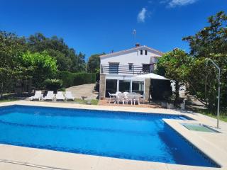 VILLAS COSETTE / ¡Descubre Villa Martina, tu oasis perfecto en la Costa Brava! Fabulosa piscina y zona de Barbacoa! - ES-209-4 - 9