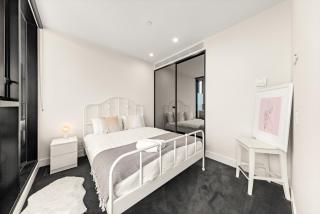 Convenient located 1 bedroom Apartment in Hawthorn - 9
