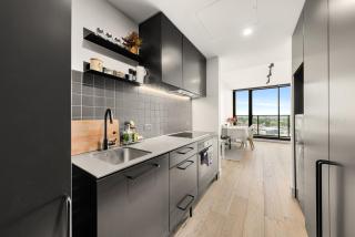 Convenient located 1 bedroom Apartment in Hawthorn - 1