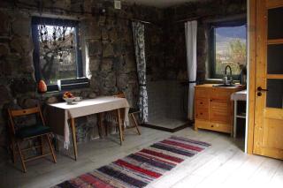 Zove Rural Cottage with garden views - 4