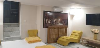 Imperial Room5 - ultracentral - minipiscina cu hidromasaj - 1