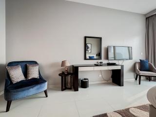 Trophy Stays - Peaceful Golf side Escape Studio - Damac Hills - 1