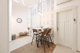 Deluxe Central Apartment with 4BEDRM 2 BATHRM - Budapest - 6