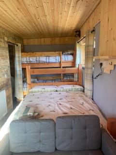 Primrose Straw Bale Cabin - - 6