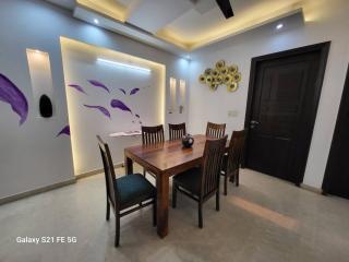 BnBBuddy Athulyam 3 BHK Homestay, Shalimar Bagh - 1