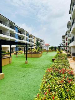 04-JenVin Luxury Homes - Pool view 2bed Apartment, North Goa - 6