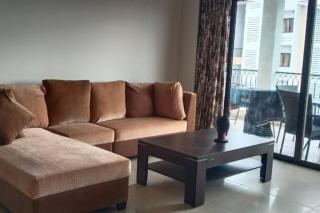 04-JenVin Luxury Homes - Pool view 2bed Apartment, North Goa - 1