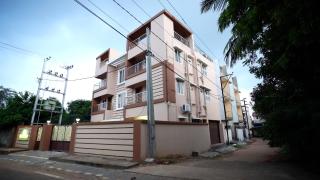Clover Villa Hotels - Bhubaneshwar - 8