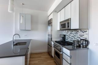 Midtown West 1br w gym laundry nr park NYC-1311 - 3