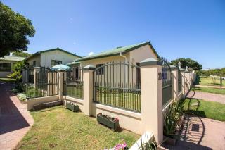 Dunwerkin Bachelor Flat - 2