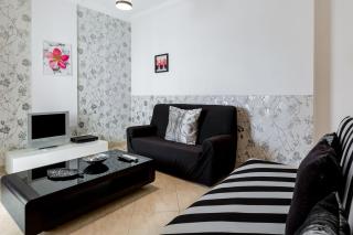 Spacious 2 BDR Apartment W/ Patio by LovelyStay - Armação de Pêra - 8