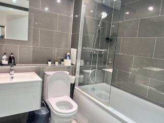 Impeccable Three Bed with Private Terrace - Londra - 4