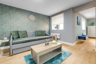 CADeS West Bromwich - West Bromwich - 5