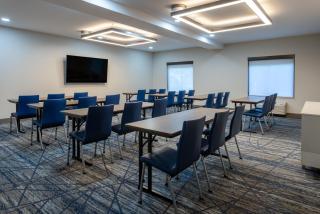 Holiday Inn Express Hotel & Suites Vineland Millville by IHG - Vineland - 2