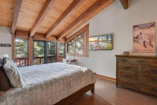Luna Cabin - 5BR Hot Tub A/C Game Room EV Charger - Tahoe Vista - 8