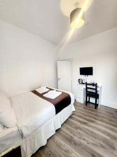 Old Victory House Homestay - Portsmouth - 9